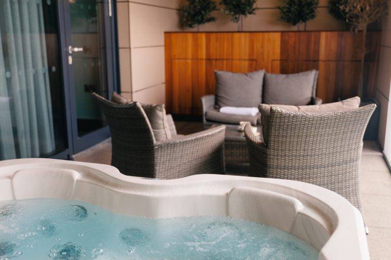 Luxury hot tub hotel room Chesterfield Peak District