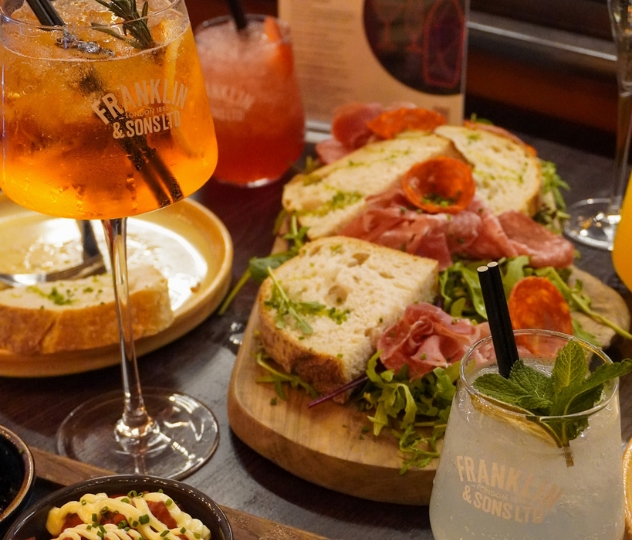 Bottomless Brunch at Casa
